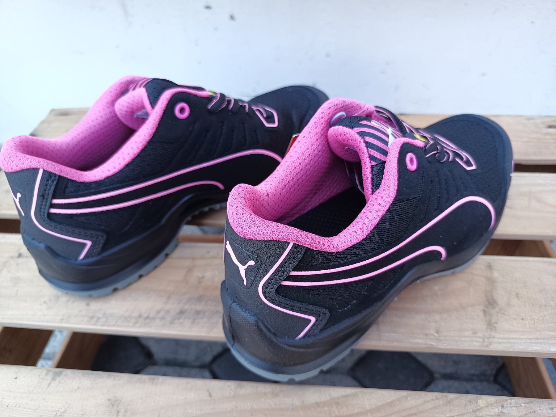 Puma Herrenschuhe: Puma Sicherheitsschuhe S1P 40 – Neu und originalverpackt aus Oberegg von A-Z.Handel.Loehrer 5
