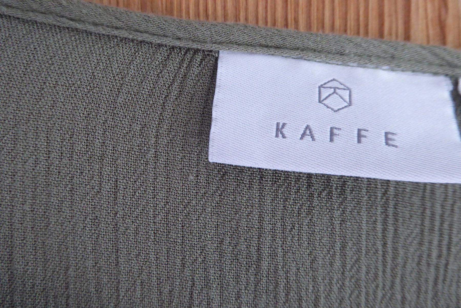 Camicette: Grüne Langarm Bluse Gr 44 KAFFE – Usato da Sargans venduto da Benziner 2