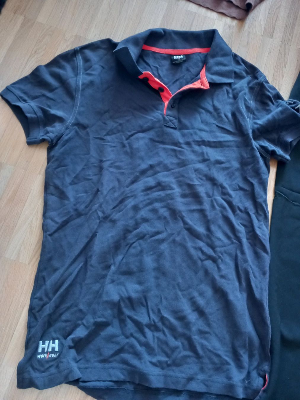 Kleiderpakete: Lot de vêtements taille S &M – Gebraucht aus Le Grand-Saconnex von Rgt87 2