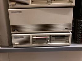 Vintage Computer Floppy Laufwerke von HP 217
