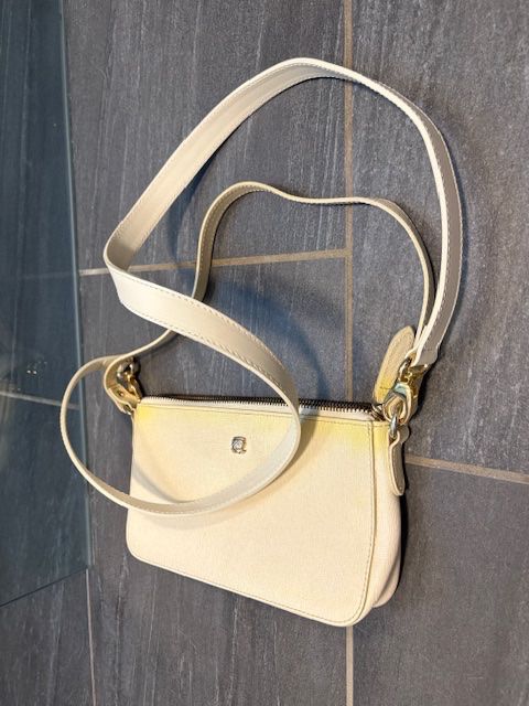 Navyboot Borse da donna: Navyboot kleine Handtasche creme weiss – Usato da Pfäffikon ZH venduto da GZHDZV 5