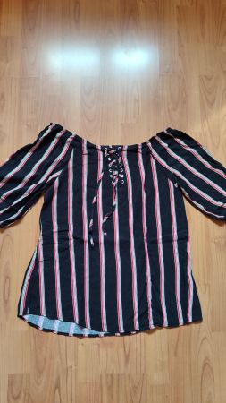 Sommer-Set: Oberteile, T-Shirts, Blusen, Grösse M, NEU!