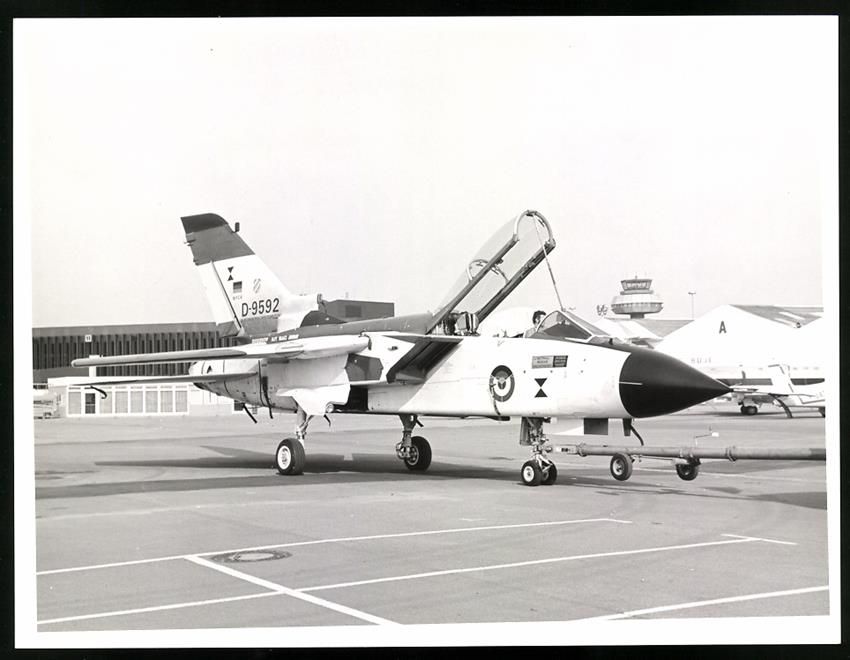Fotografie &  Plakate: Fotografie Flugzeug Panavia Tornado Prot – Gebraucht aus Berlin von bartko-reher