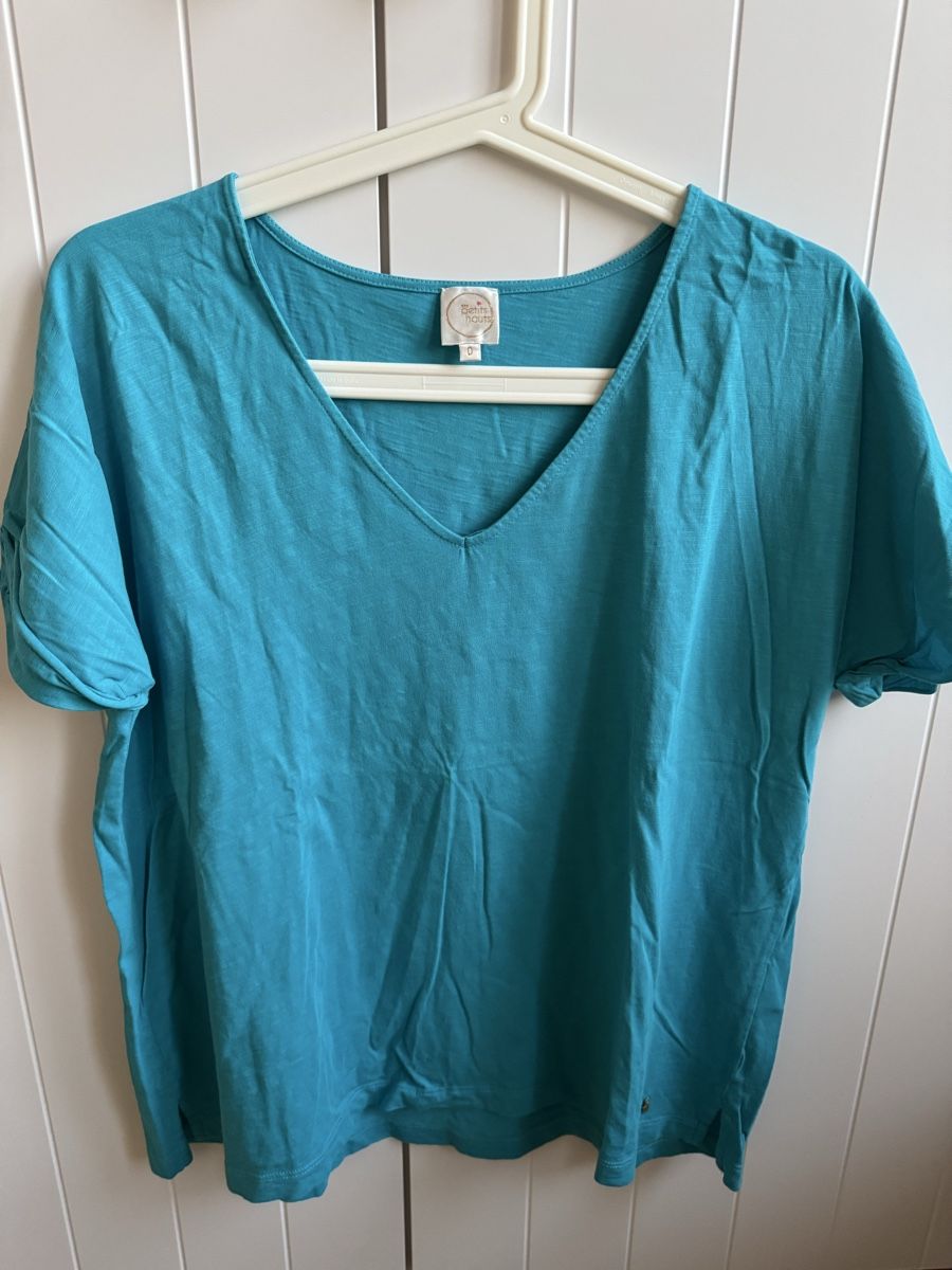 Des Petits Hauts T-shirt: Des petits Hauts Shirt – Nuovo e nell'imballaggio originale da Basel venduto da Glamourpourtoi