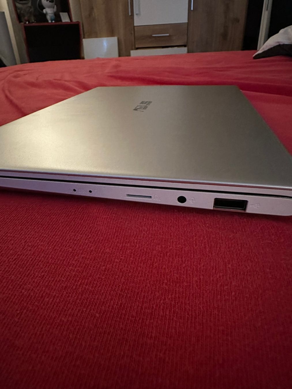 Asus Notebook: Asus VivoBook S13 S330F, Win11, SSD – Usato da Schindellegi venduto da 1ams82 3