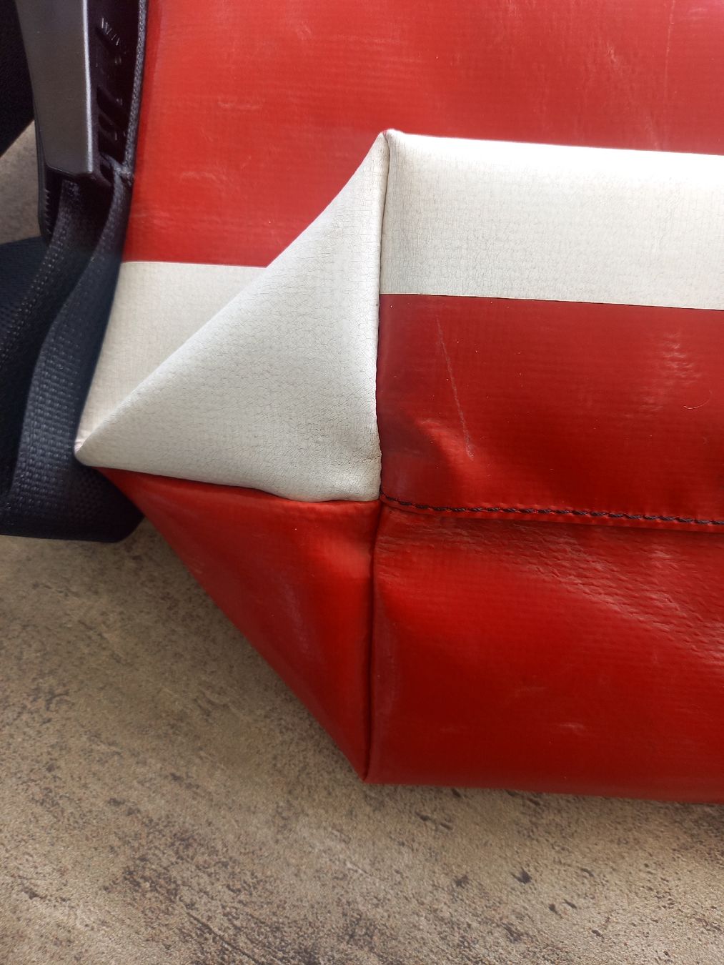 Freitag Borse: Freitag F42 Surfside – Nuovo (secondo la descrizione) da Minusio venduto da epp_cty9 5