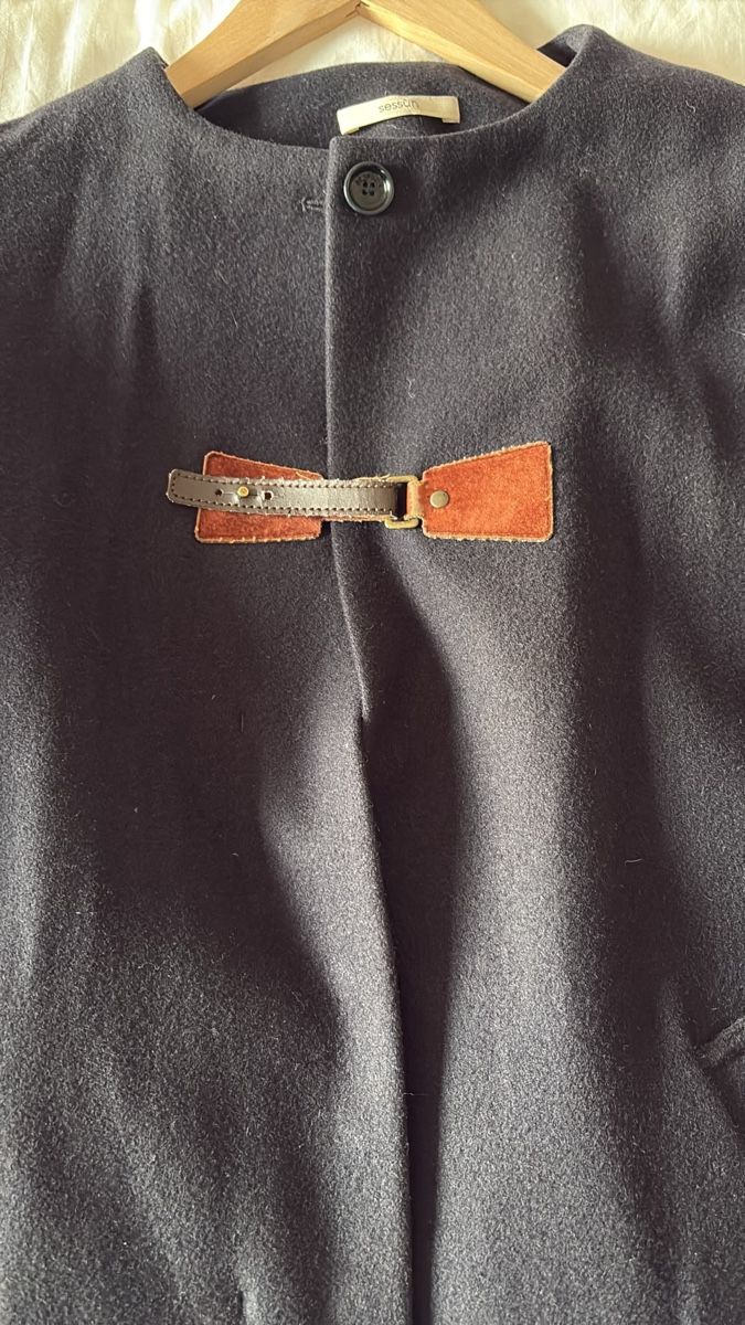 Sessun Cappotti: Manteau Sessun – Usato da Montreux venduto da princessleia 1