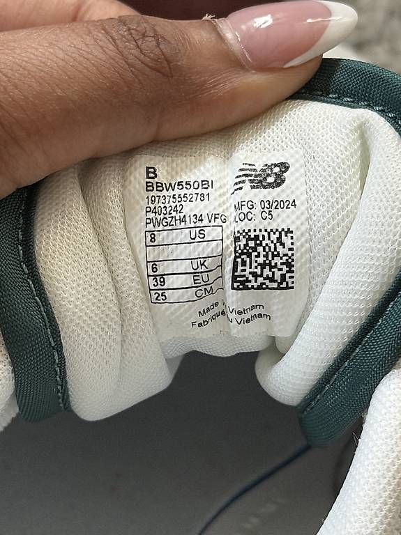 Scarpe da donna: NEW BALANCE 550 SNEAKER – Usato da Hölstein venduto da Pivu 4