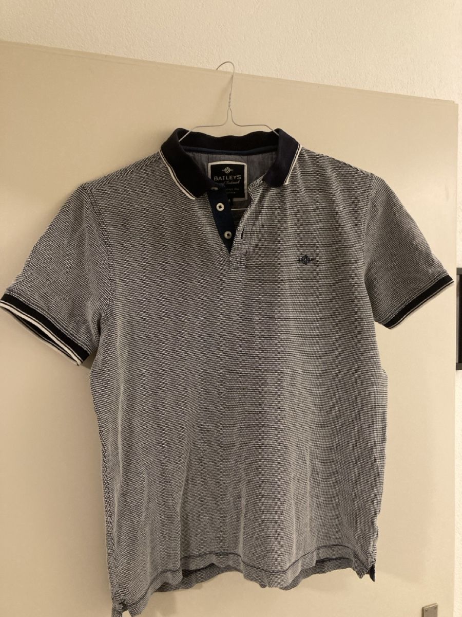 Polo-Shirts: Men's Bateleys Polo Shirt, Size M – Gebraucht aus Cham von LoreM7