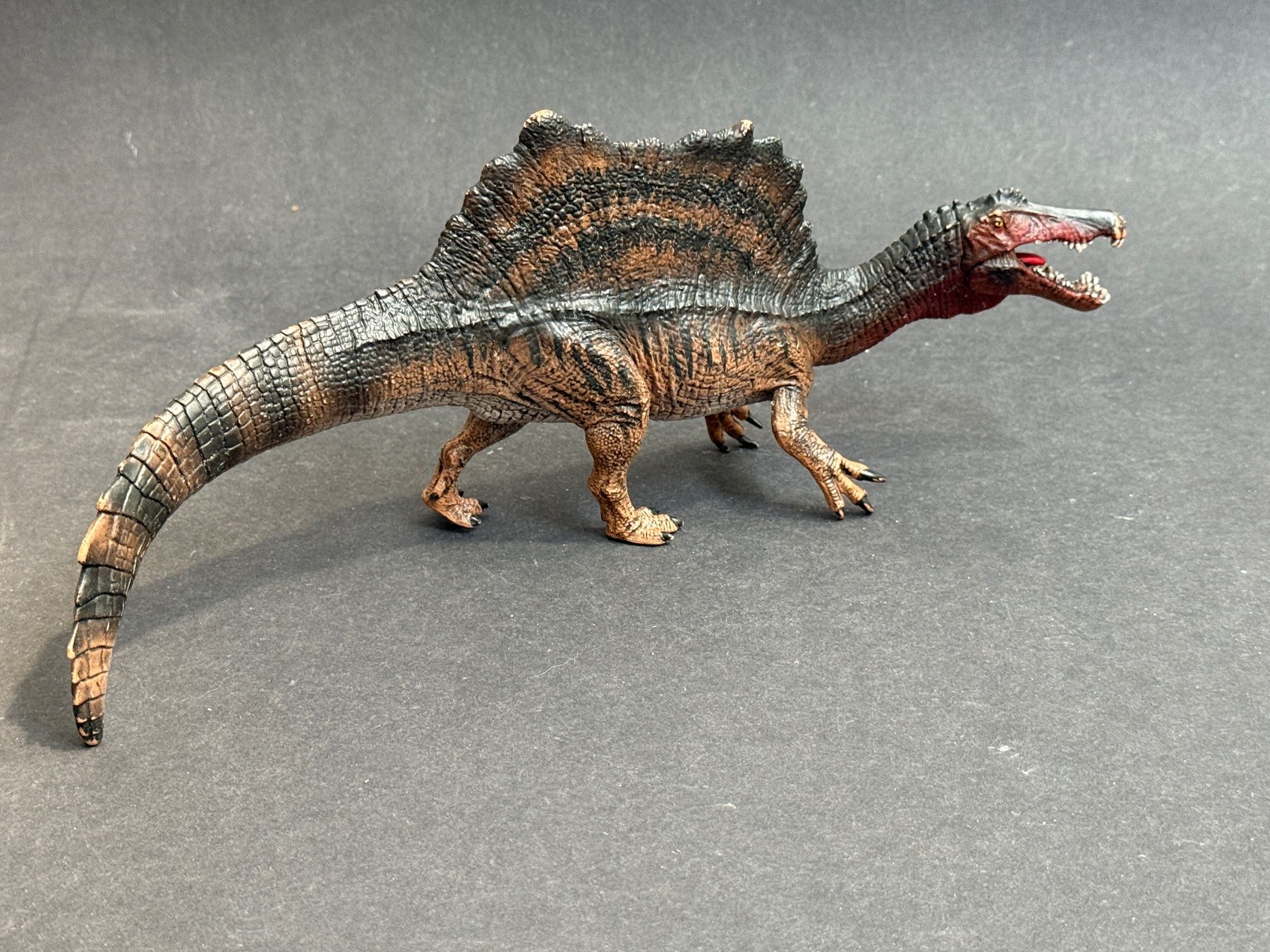 Schleich Statuette: Schleich Spinosaurus Dino Dinosaurier 15009 – Nuovo (secondo la descrizione) da Ennetbaden venduto da mapa05 1