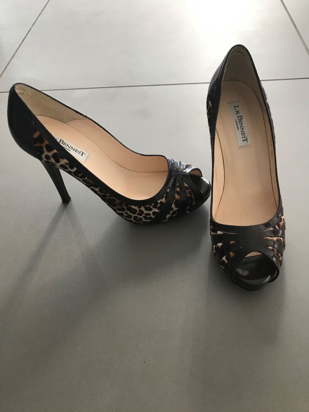 Scarpe da donna: LK Bennett - chaussures - 38,5 – Usato da Ste-Croix venduto da Caramel31 1