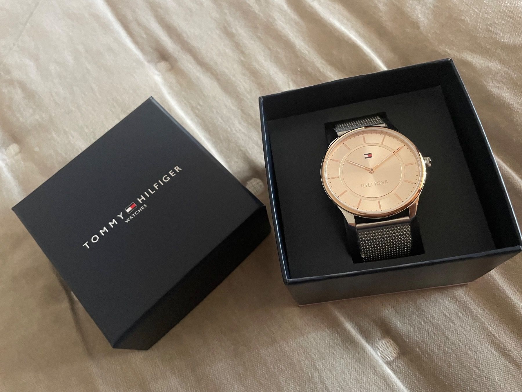 Tommy Hilfiger Orologi: Tommy Hilfiger Damen Uhr Jessi – Nuovo e nell'imballaggio originale da Genève venduto da sunandwind 1
