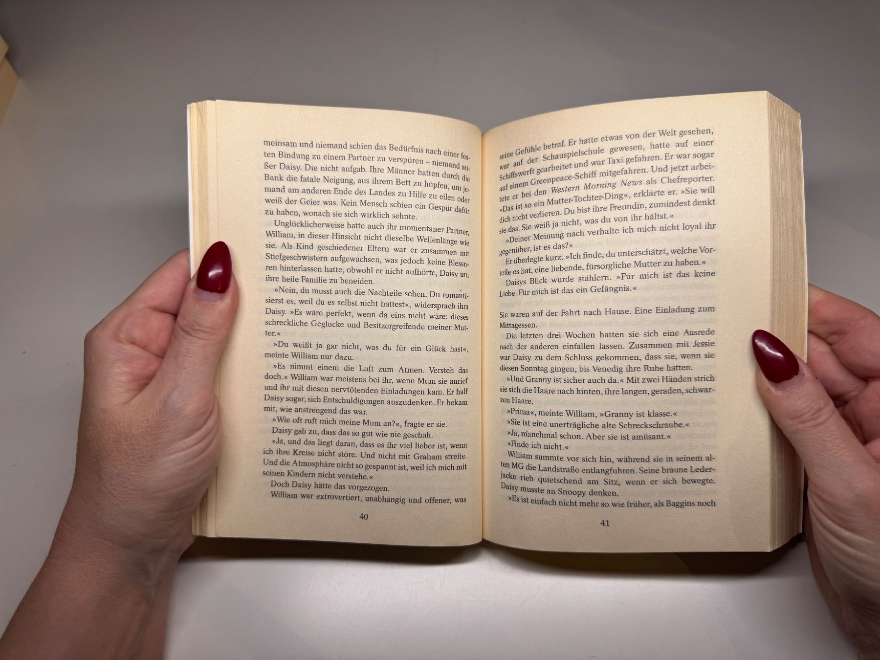 Libri: ROMAN: Gillian White, Ein unheimlicher Gast – Usato da Grosswangen venduto da Deutsche_Romane 5
