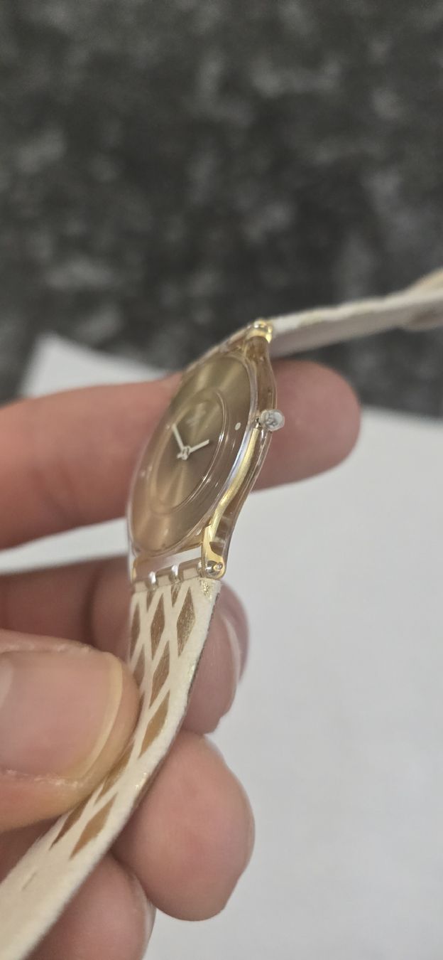 Swatch Orologi: Swatch Uhr Goldfarben neu – Nuovo (secondo la descrizione) da Weiningen ZH venduto da ped_fbx2 1