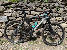 Coppia di Biciclette Bianchi Methanol SL2 XC-R Carbon