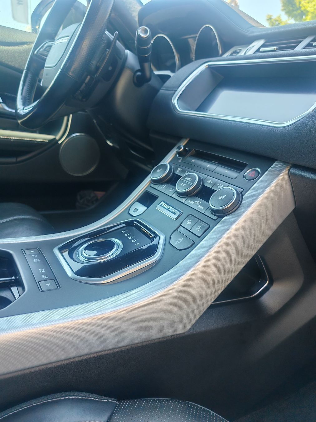 Land Rover Automobili: Range Rover Evoque Cabriolet noir, superbe affaire! – Usato da Basel venduto da ICI-CHEZ-NOUS 5