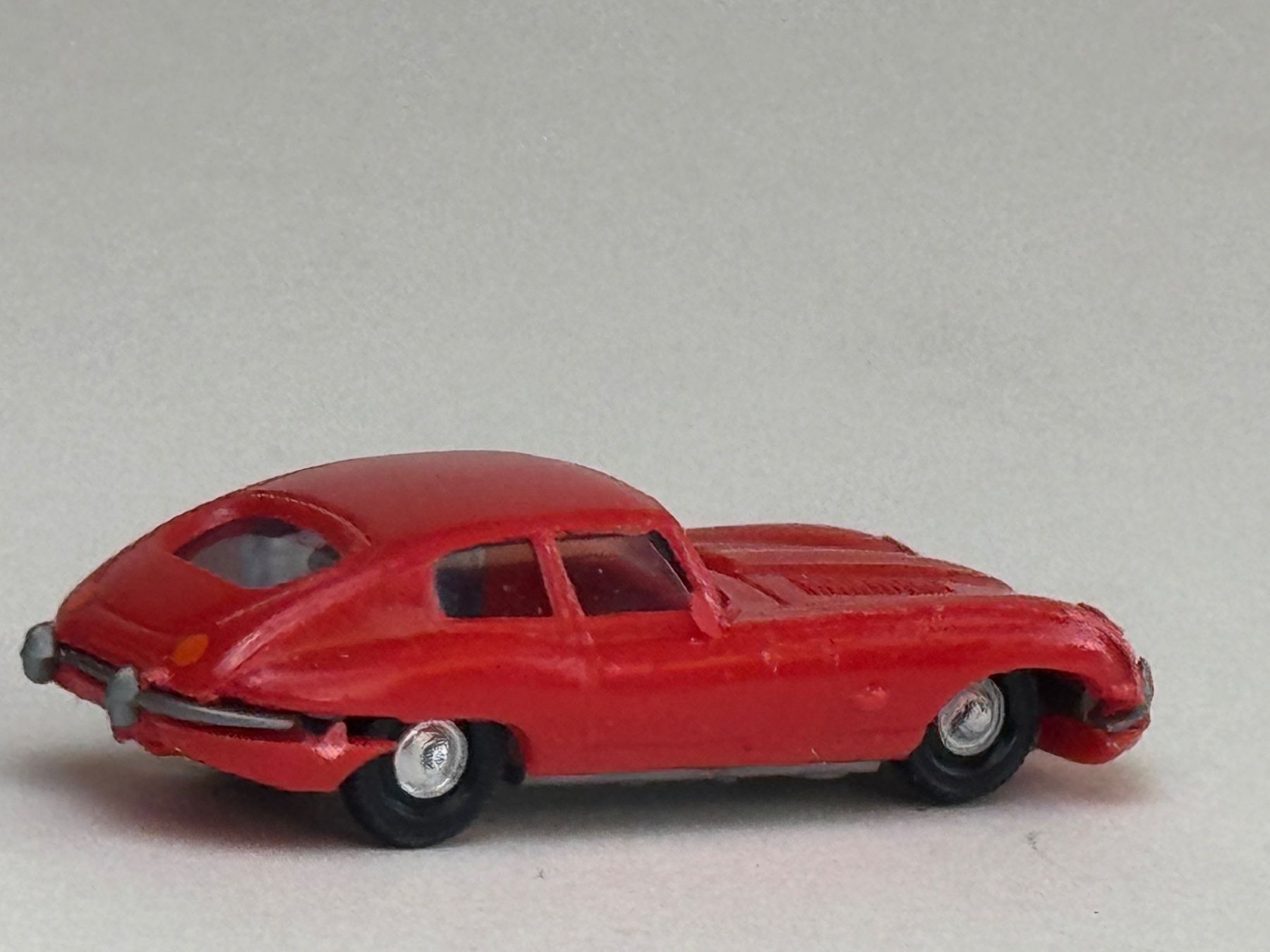 Eko Modellini d'auto: VE- EKO Jaguar Typ E rot – Usato da Elm venduto da Wikmtz 1
