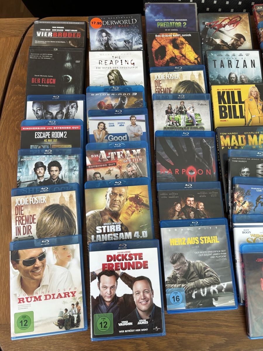 Tutti i DVDs: Blu-ray Filmsammlung - Ca. 34 bluray & 11 DVDs – Nuovo (secondo la descrizione) da Gasel venduto da Sunisshining123 1
