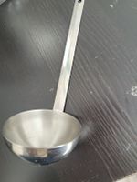 Kleine, robuste Schöpfkelle aus Edelstahl für Souce!