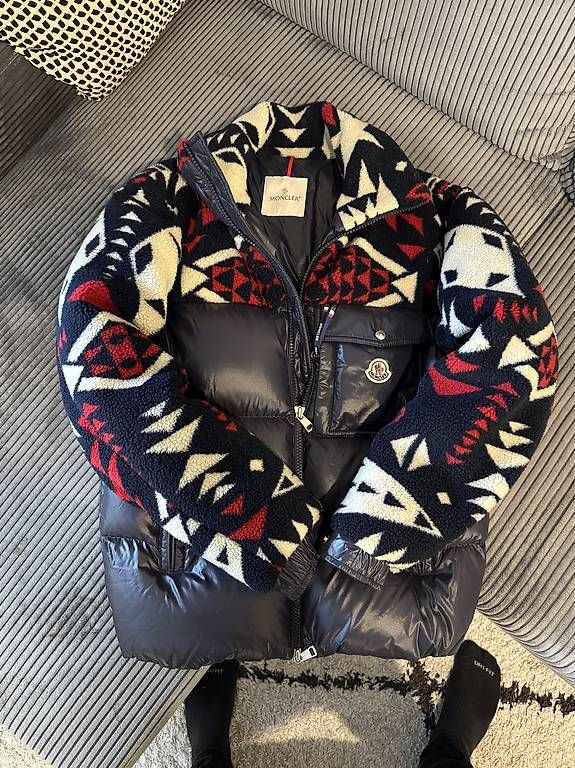 Giacche: Moncler Winterjacke – Usato da Zug venduto da YvesX 2