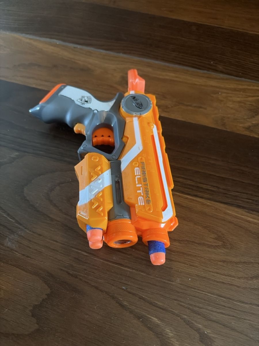 Nerf Giocattoli: Nerf toy guns bundle with accessories used – Usato da Rüschlikon venduto da mar_d7sp 2