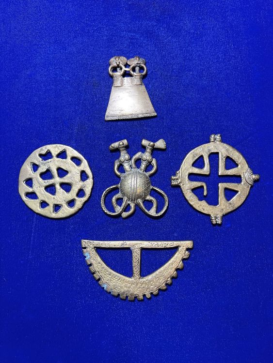 Afrikanische alte Akan Gewichte aus Messing Kaufen auf Ricardo