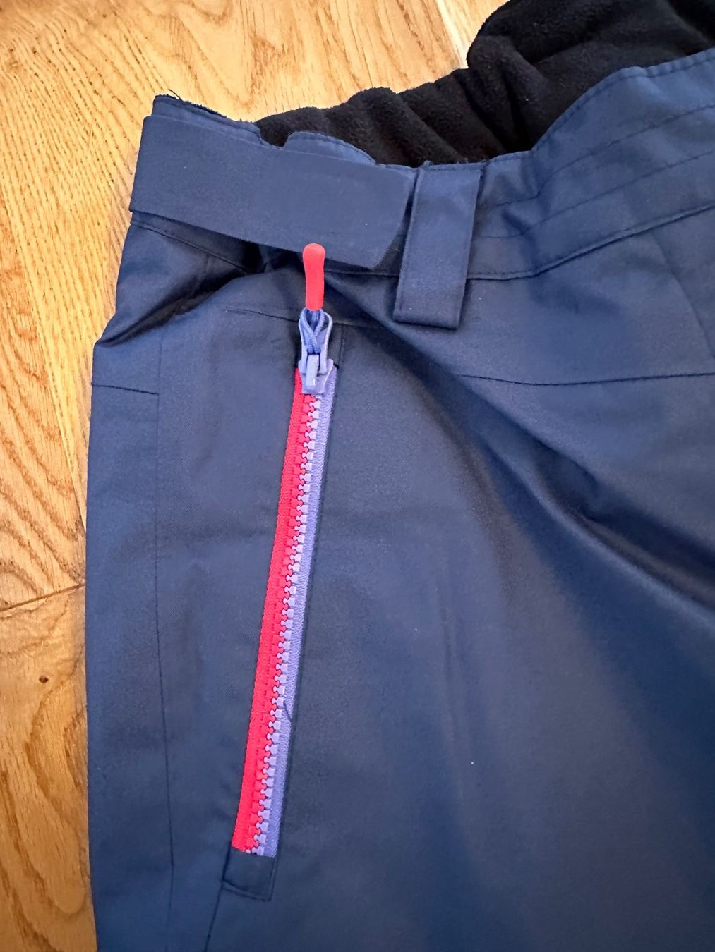 Tchibo Pantaloni: Tchibo Skihose Damen Gr. 36/38 – Usato da Sissach venduto da tapasu 1