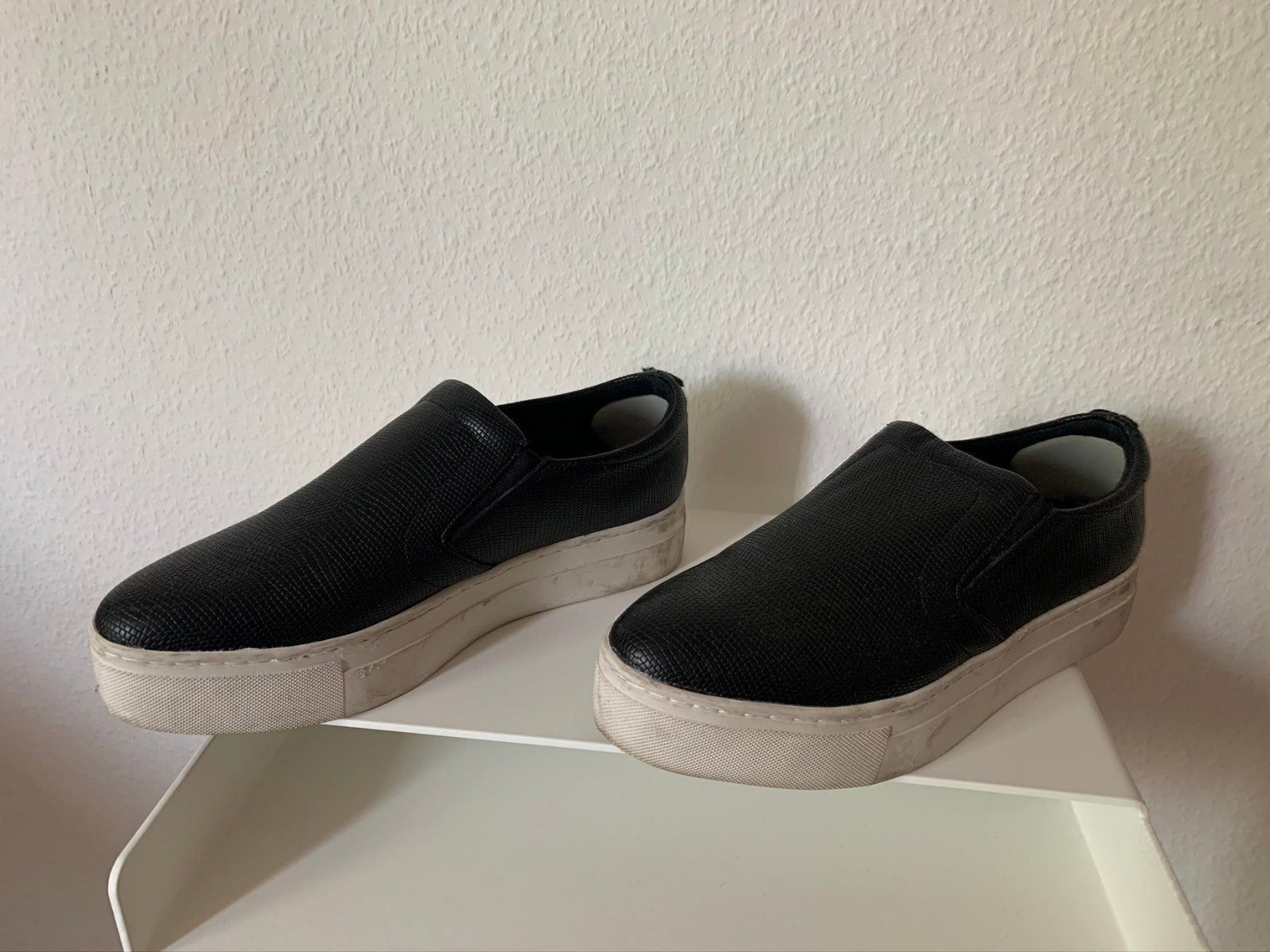 Aldo Scarpe da donna: ALDO - Platea Loafer schwarz-weiss 39 – Usato da Zürich venduto da Diazaio