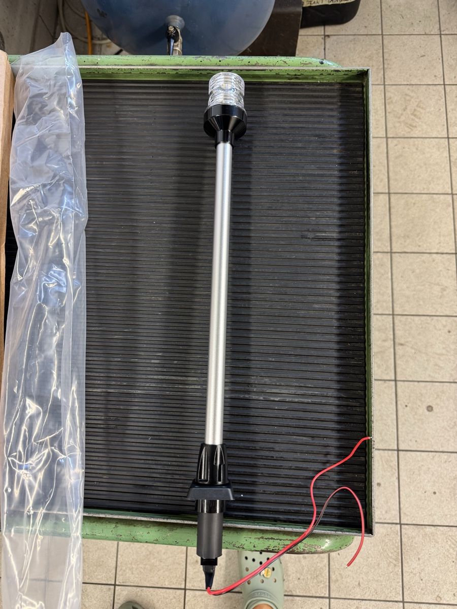 Bateaux: Ankerlicht LED 12V – D'occasion à Heimberg par Jabu.11