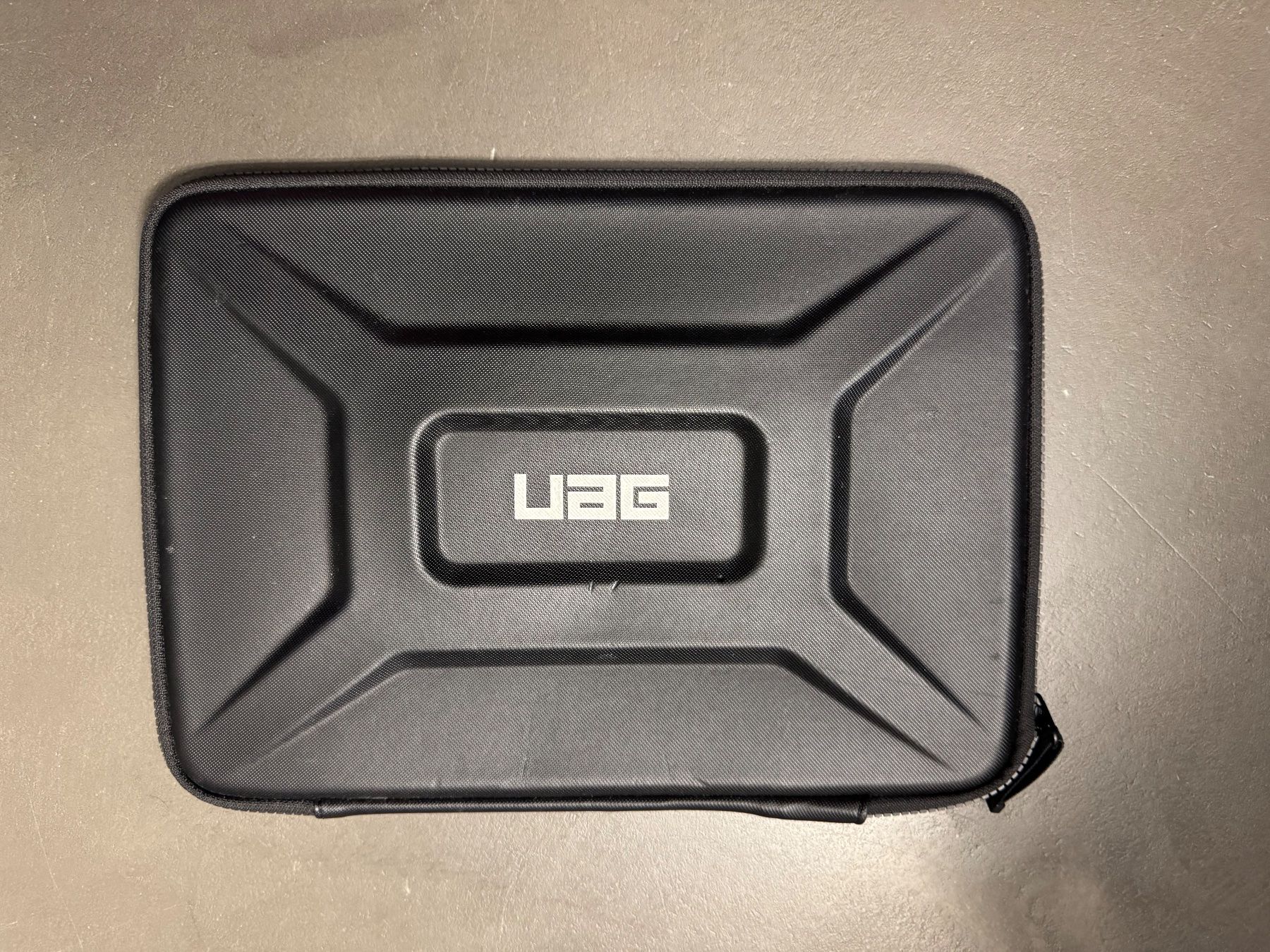 Covers & Borse: Case for the Laptop – Usato da Bern venduto da berner 1