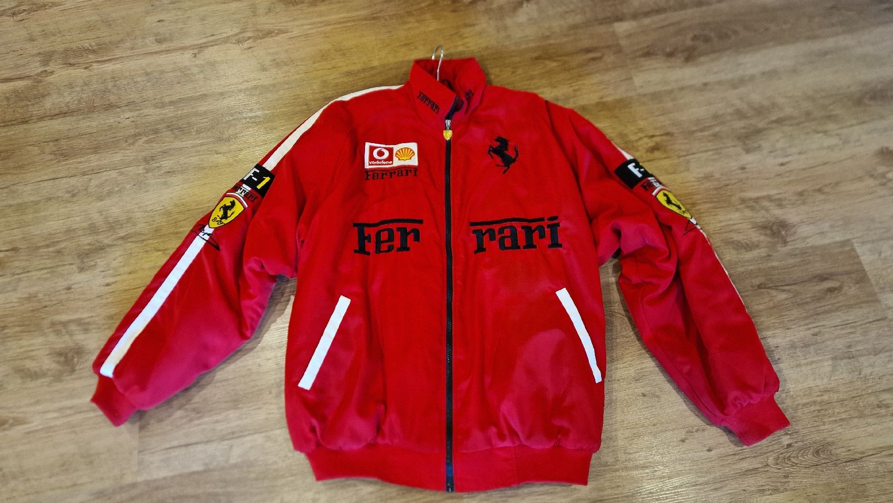 Ferrari Jacken: Jacke Ferrari – Gebraucht aus Hinterforst von Sooatz