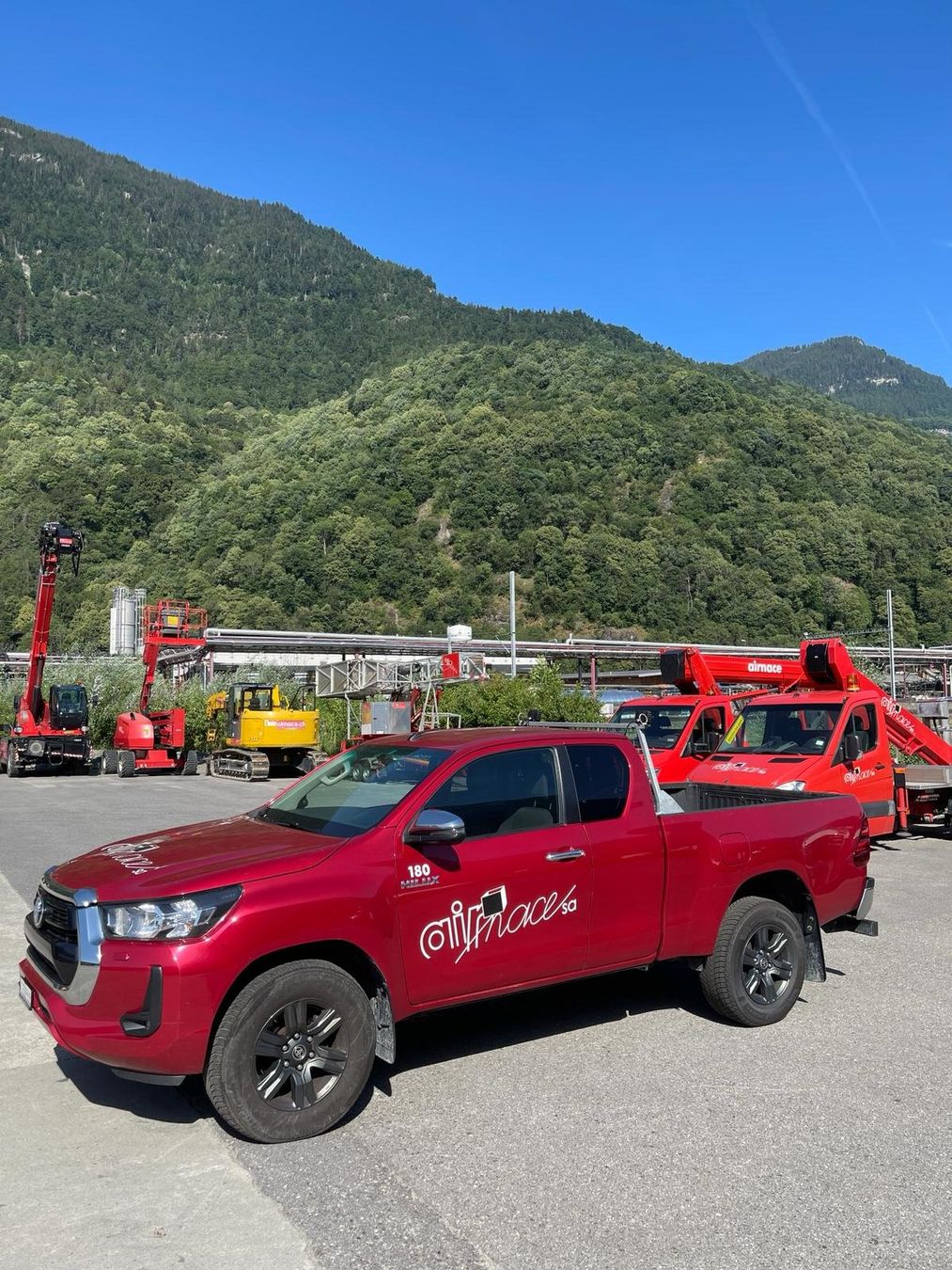 Toyota Autos: TOYOTA Hilux 2.8D-4D 4x4 – Gebraucht aus Evionnaz von Airnace
