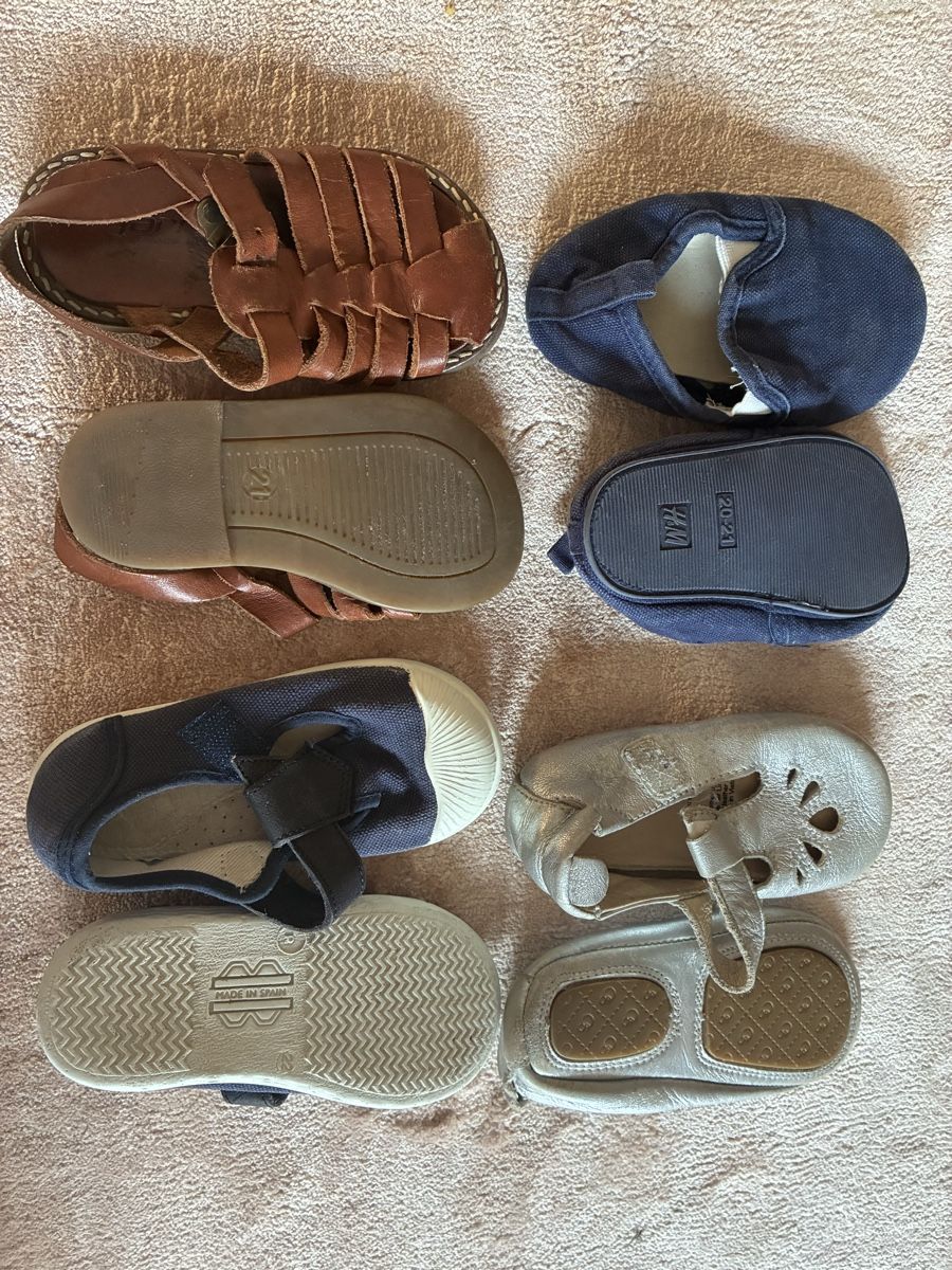 Bascules & balançoires: Sommerschuhe Kleinkind 20-22 – D'occasion à Berlingen par Ricardina2020