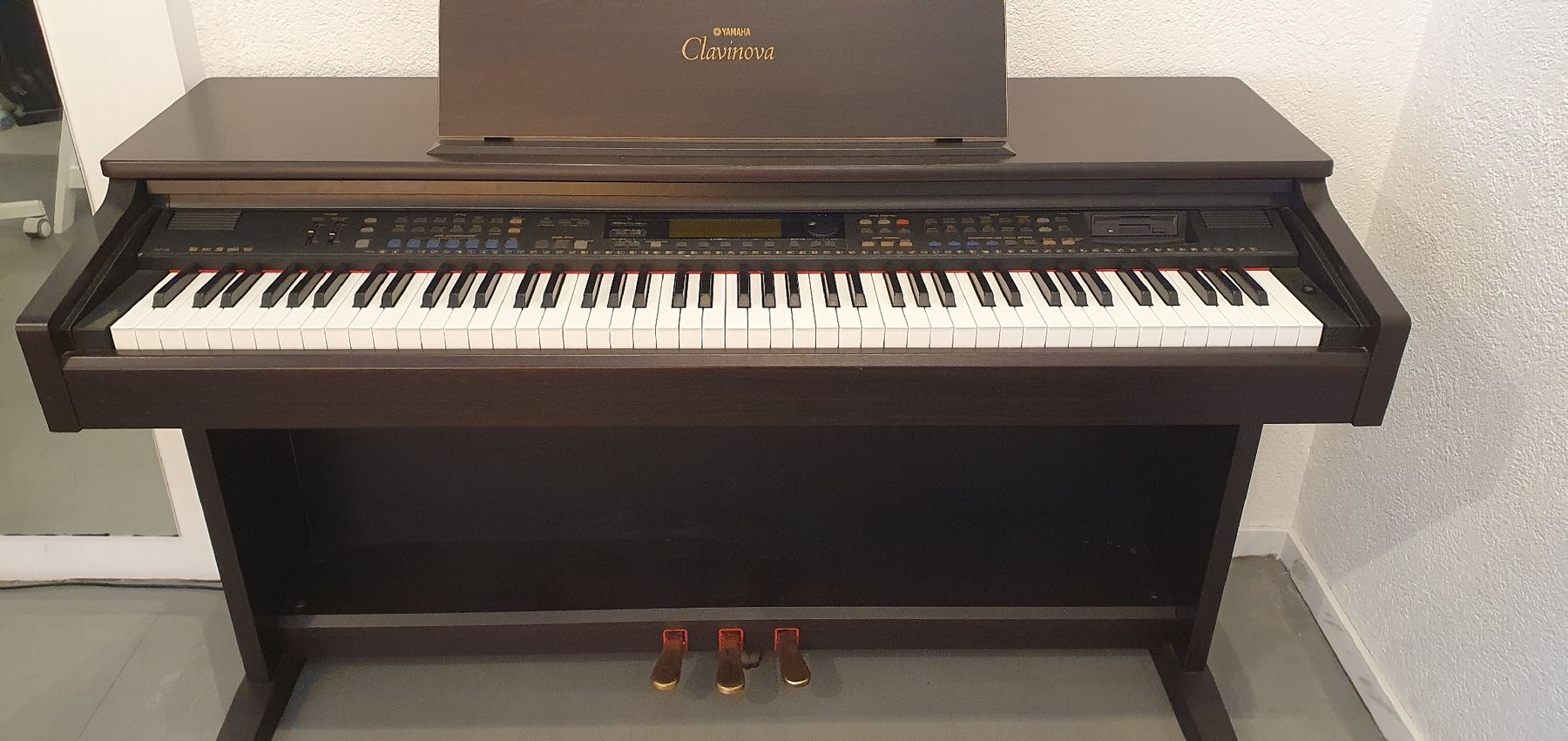 Yamaha Strumenti musicali: E-Piano Klavier Keyboard Clavinova – Usato da Basel venduto da LiebeSchweiz 6