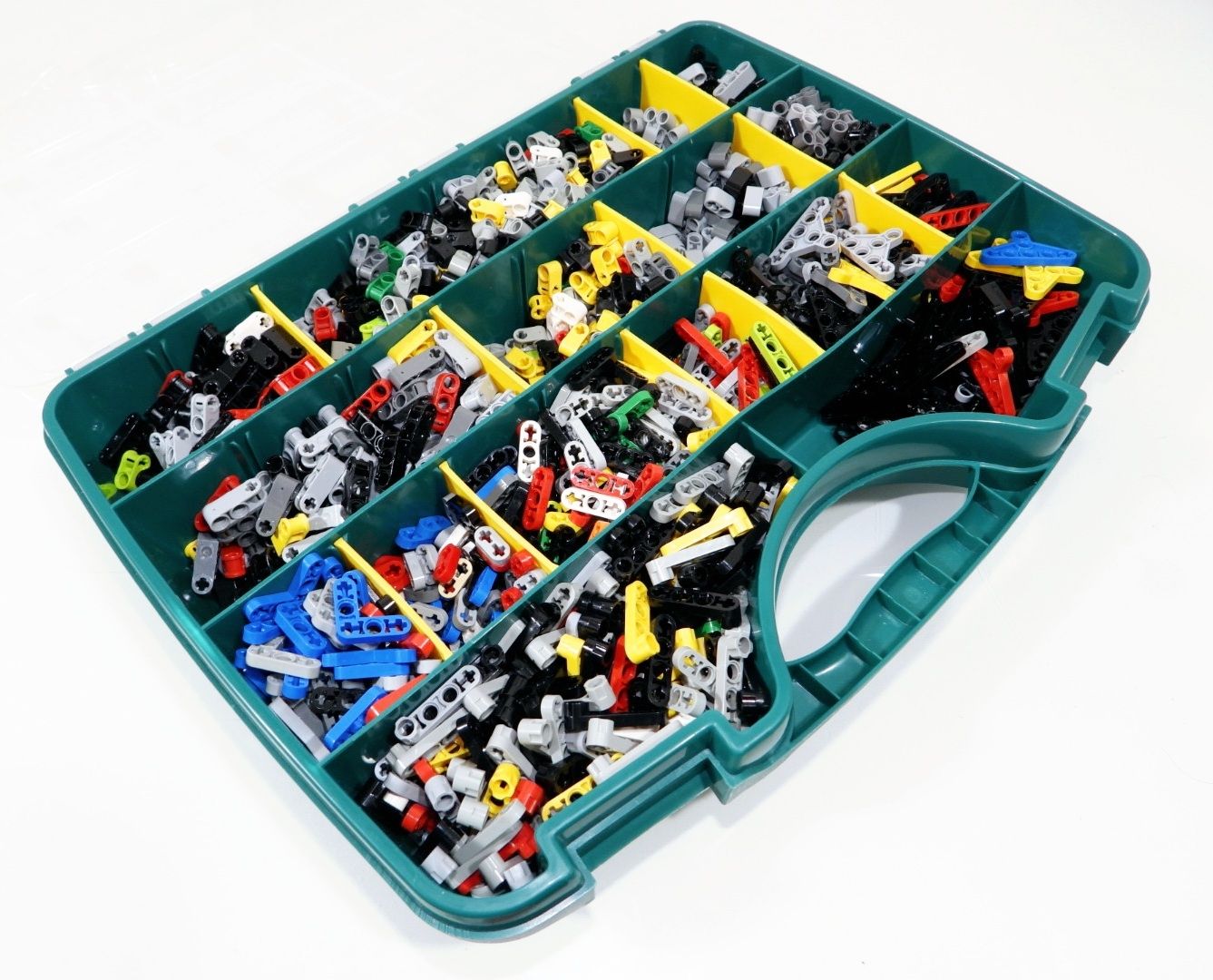 Lego Kit di costruzioni: LEGO TECHNIC SORTIERBOX MIT CA.1300 TEILEN, 1,5 KG – Usato da Turbenthal venduto da Ddanuh