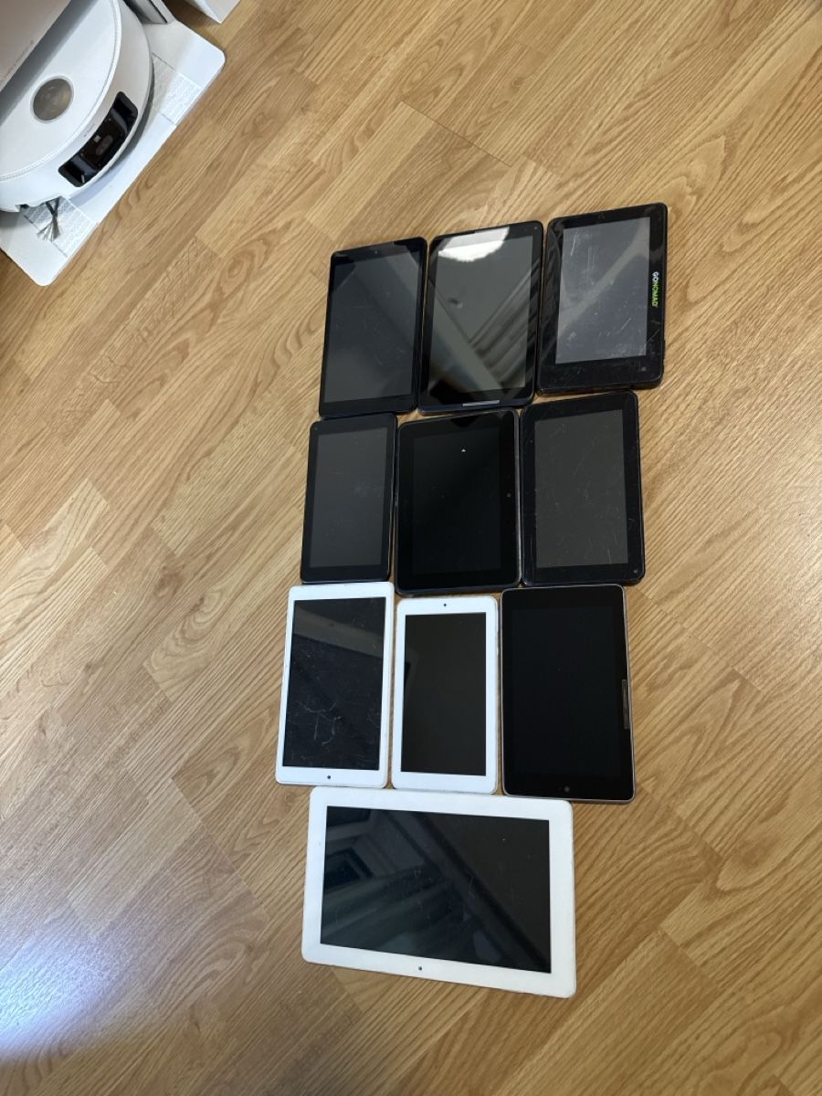 Tablet PC: 10 Tablet Mix different sizes  – Difettoso da Riehen venduto da Top-Quality 6