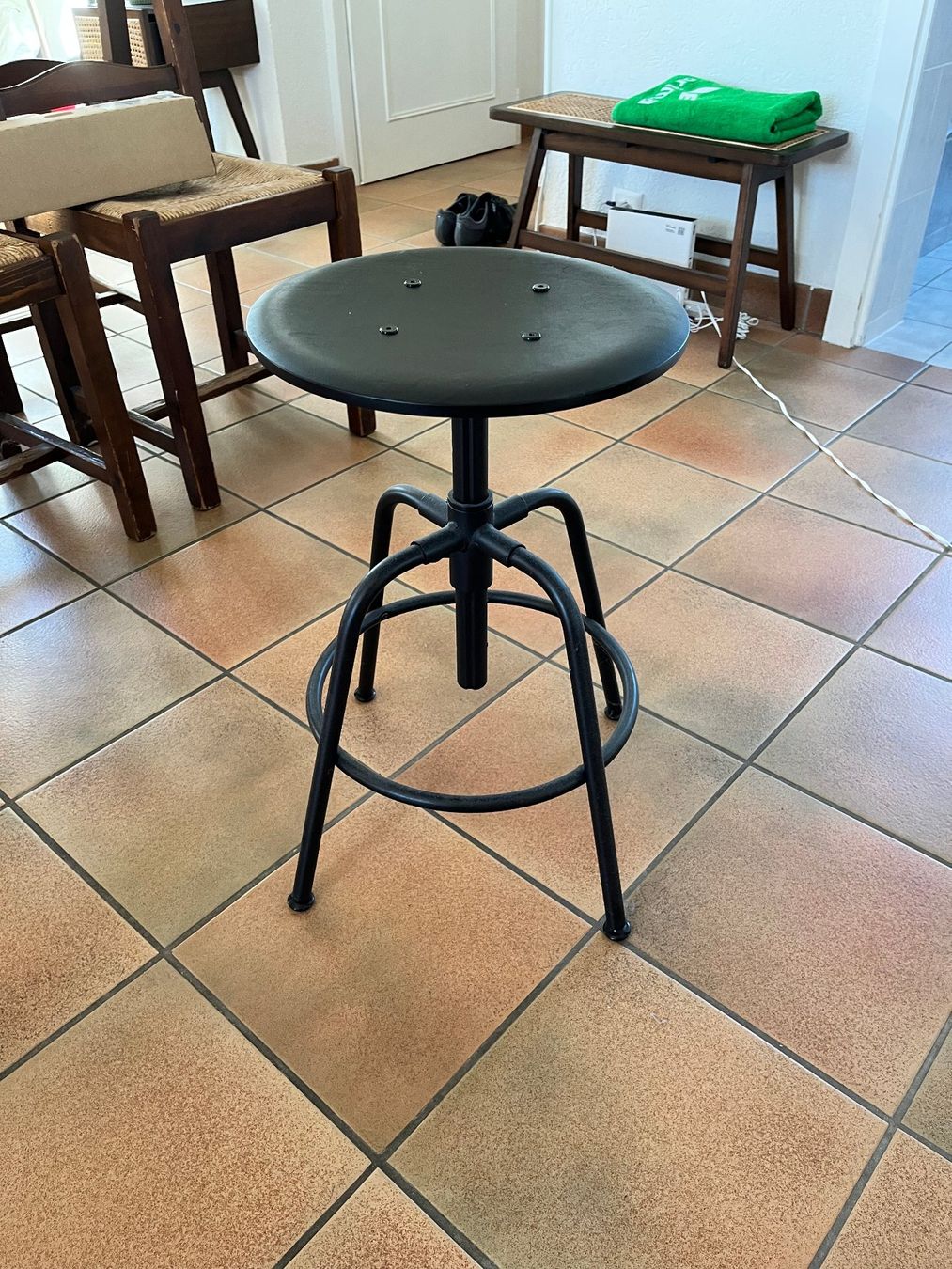 Ikea Sgabelli: Tabouret métal – Usato da Nyon venduto da vit_j99t