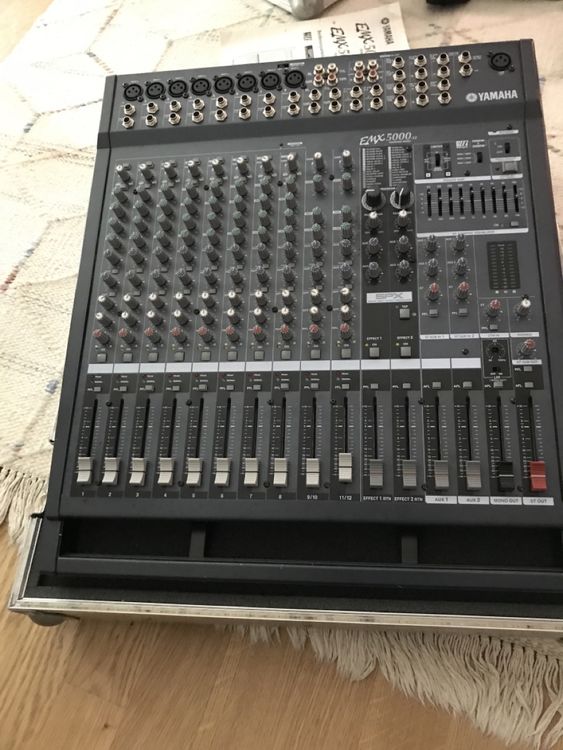 Yamaha EMX500012 Powered Mixer 1000 W mit case Kaufen auf Ricardo