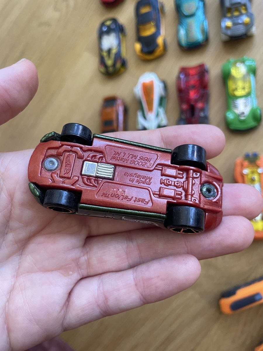 Hot Wheels Modellini d'auto: Collection de 36 voitures Hot Wheels – Usato da Fribourg venduto da Mymikrakra01 6