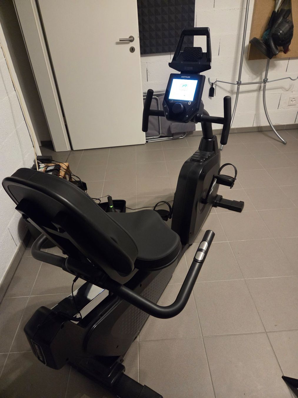 Kettler Hometrainer: Vélo couché d'appartement – Nuovo (secondo la descrizione) da Bossonnens venduto da ama_zcd6 3