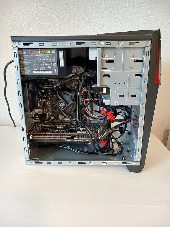 PC: Gaming PC i7-6700 / GTX 980 – Usato da Ohmstal venduto da SPC-Build 1