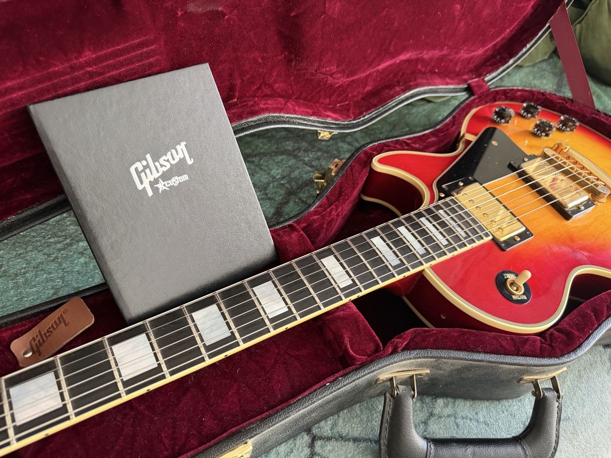 Gibson Strumenti musicali: Gibson Les Paul Custom – Nuovo (secondo la descrizione) da Genève venduto da FunAtTheMorgue 7