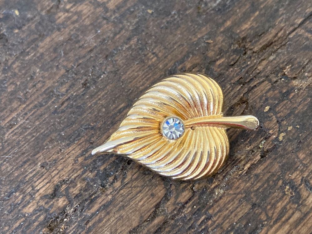 Broche De Pêche à La Mouche Vintage - Hameçon Doré Type "sorcière" Pour Saumon - Taille 2, état Impeccable