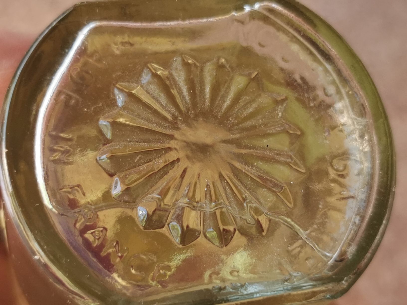 Profumi & Eau de Toilette: Roger & Gallet París EdC  – Nuovo e nell'imballaggio originale da Schlieren venduto da vlalif 4