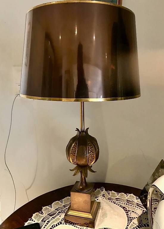 Lampade: Lampe Charles modèle grenade – Usato da Le Mont-sur-Lausanne venduto da pasassez