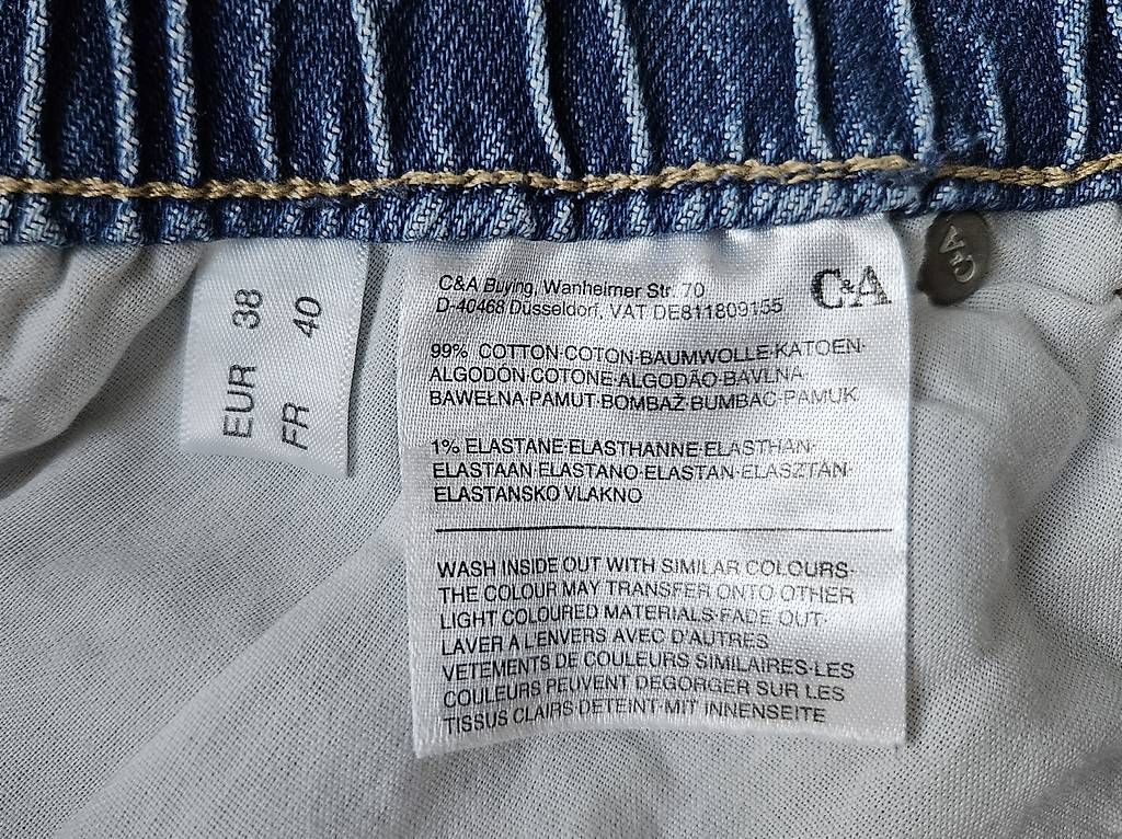 Pantalons: Kurze Schwangerschaftshose Gr. 38 – D'occasion à Götighofen par nanita85 2