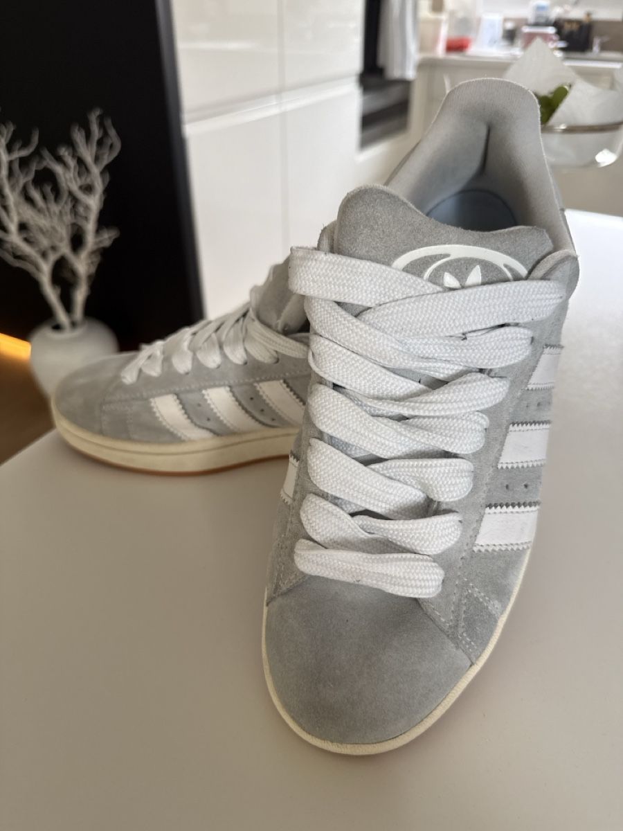 Adidas Scarpe da uomo: Adidas Sneaker Campus Grau Wildleder Gr.43.5 – Usato da Fällanden venduto da MN0712 2