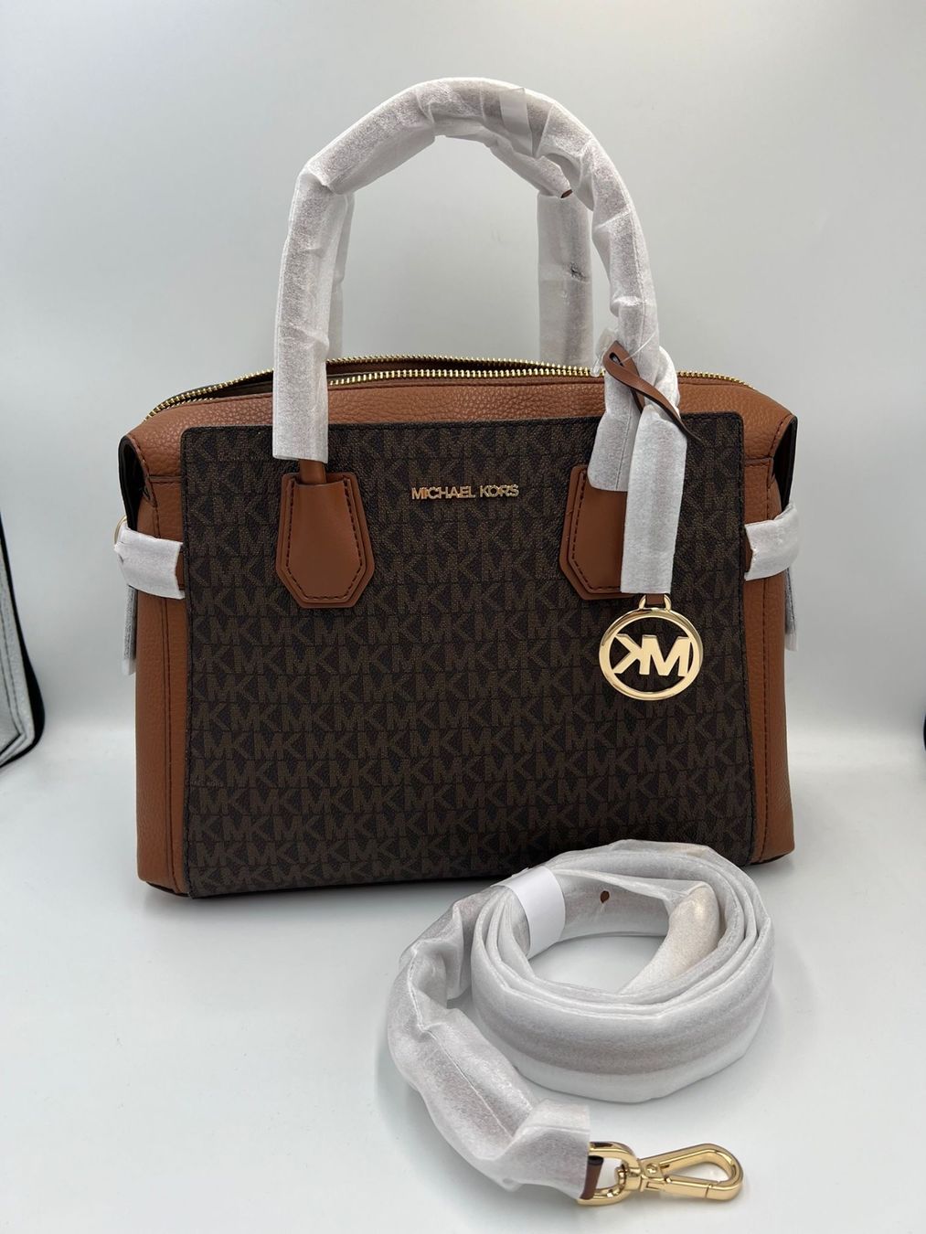 Michael Kors Borse da donna: Michael Kors Mercer brown – Nuovo e nell'imballaggio originale da Wiedlisbach venduto da Sistershop