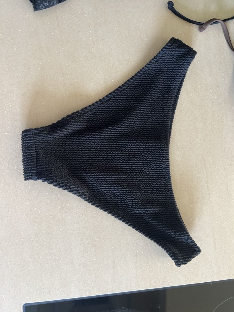 H&M Costumi da bagno & Bikini: H&M Bikini Hose Schwarz Gr. 42 – Usato da Bern venduto da lar_sn6g 2