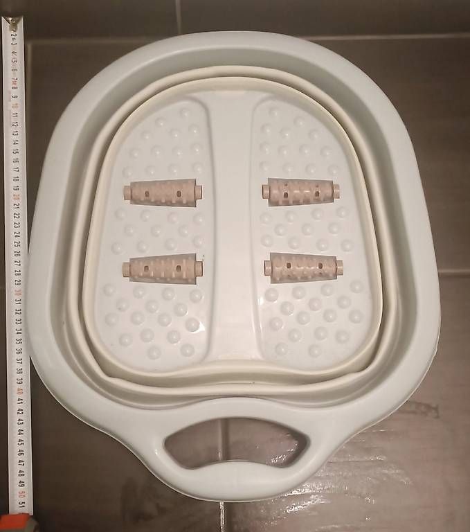 Dispositivi per massaggi: Faltbare Fußmassagewanne – Usato da Bern venduto da sv-trade 3